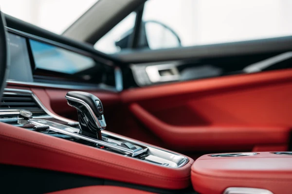  Black Porsche Panamera Photo 6