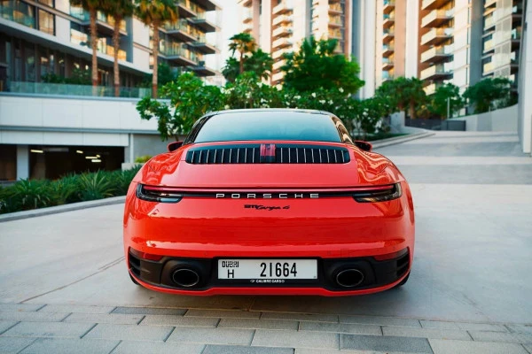  Red Porsche 911 Targa 4 Photo 3
