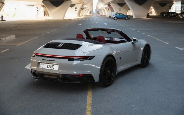  Silver Porsche 911 Carrera GTS Photo 4